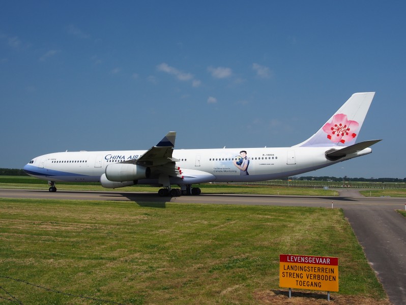 B-18806 China Airlines Airbus A340-313X - cn 433 pic5