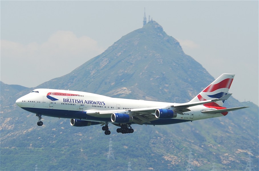 British Airways Boeing 747-400; G-CIVD@HKG;04.08.2011 615ov (6207427127)