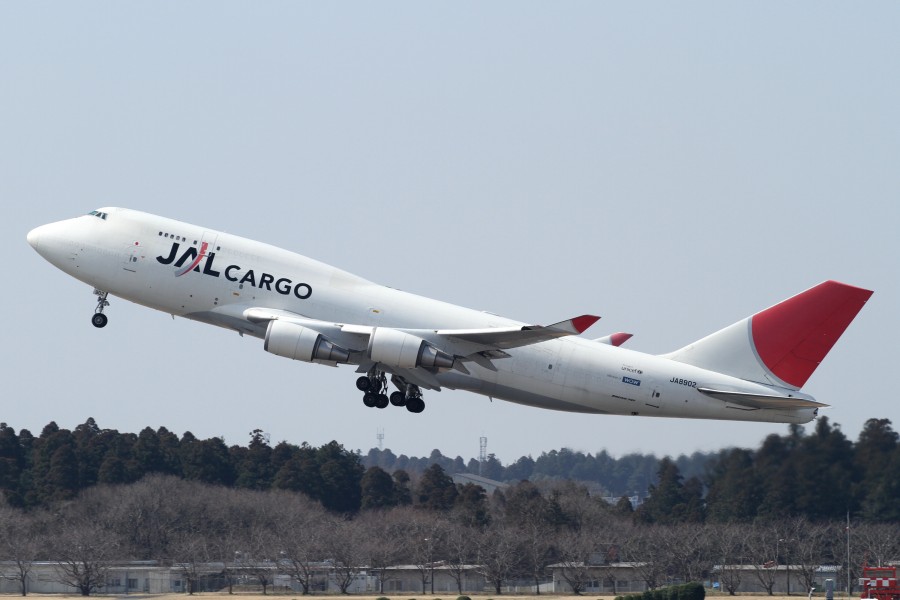 JAL B747-400BCF(JA8902) (4651836474)
