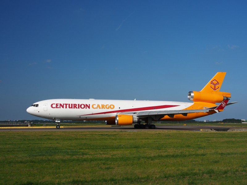 N987AR Centurion Air Cargo McDonnell Douglas MD-11F - cn 48427 taxiing 18july 2013 pic-007