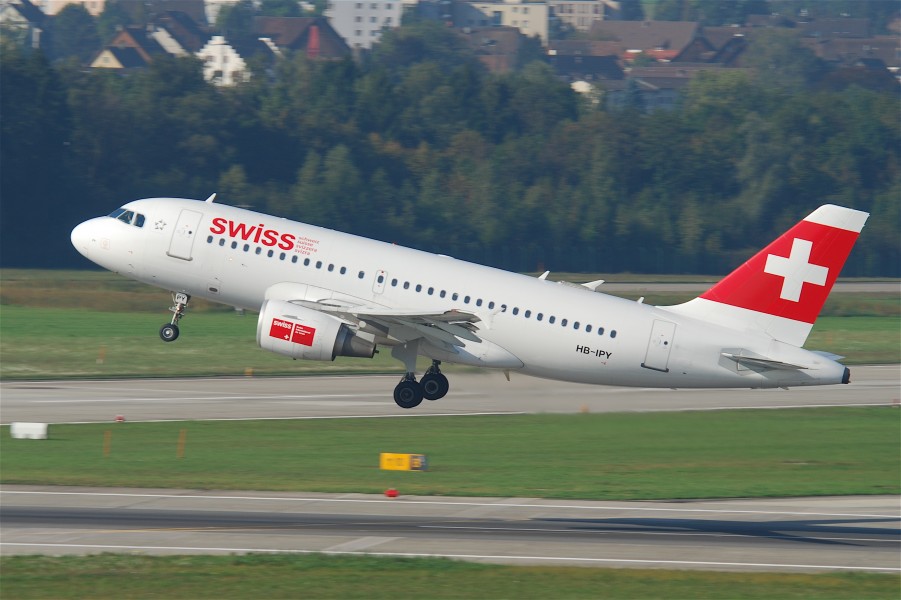 Swiss Airbus A319; HB-IPY@ZRH;22.09.2010 586an (5017849514)