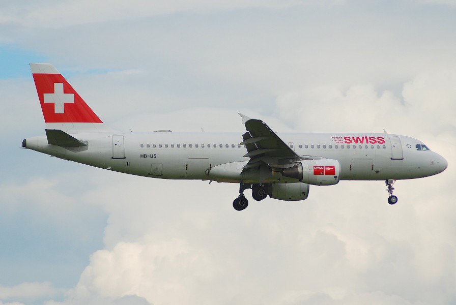 Swiss Airbus A320-214, HB-IJS@ZRH,29.07.2007-483ci - Flickr - Aero Icarus