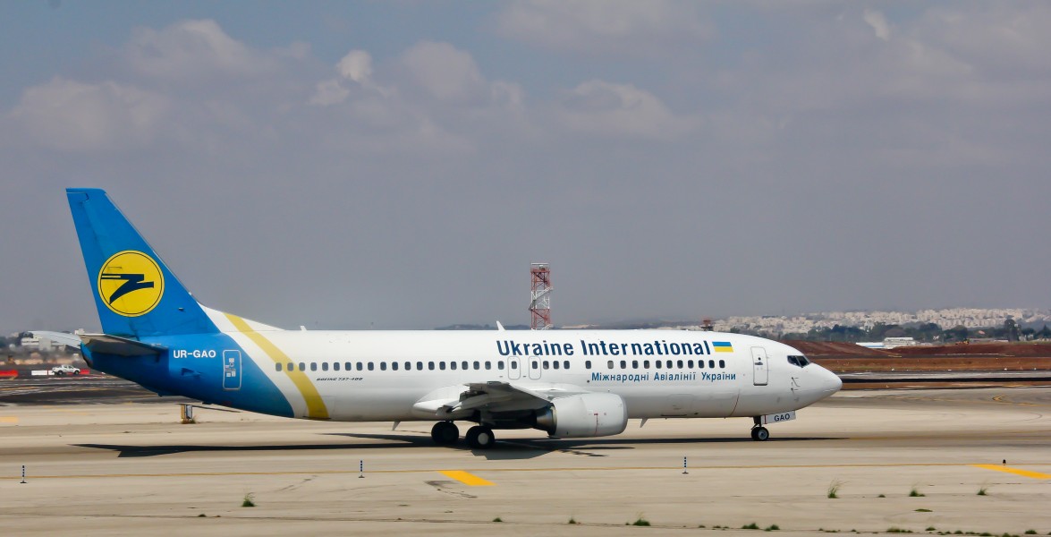 Ukraine International - Boeing 737-400 - Tel Aviv Ben Gurion - UR-GAO-1262
