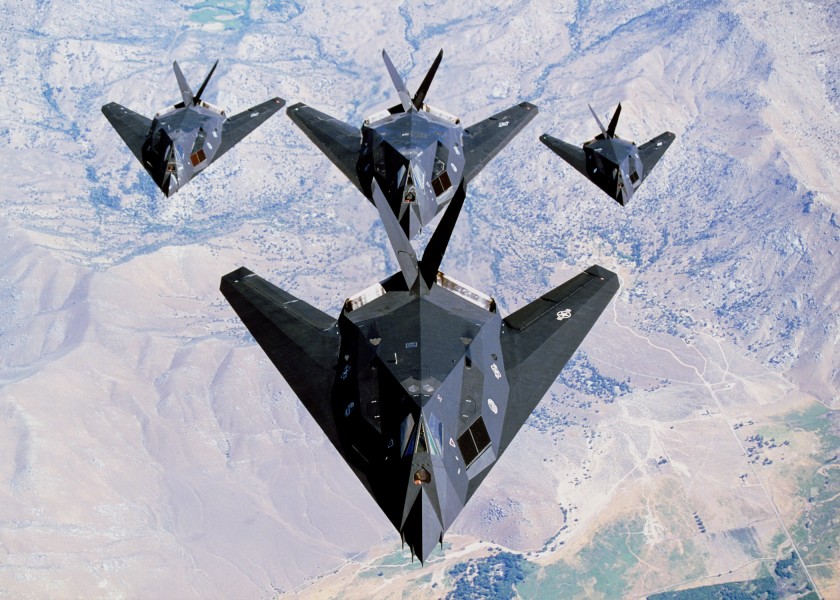 USAF F-117 Nighthawk formation (1)