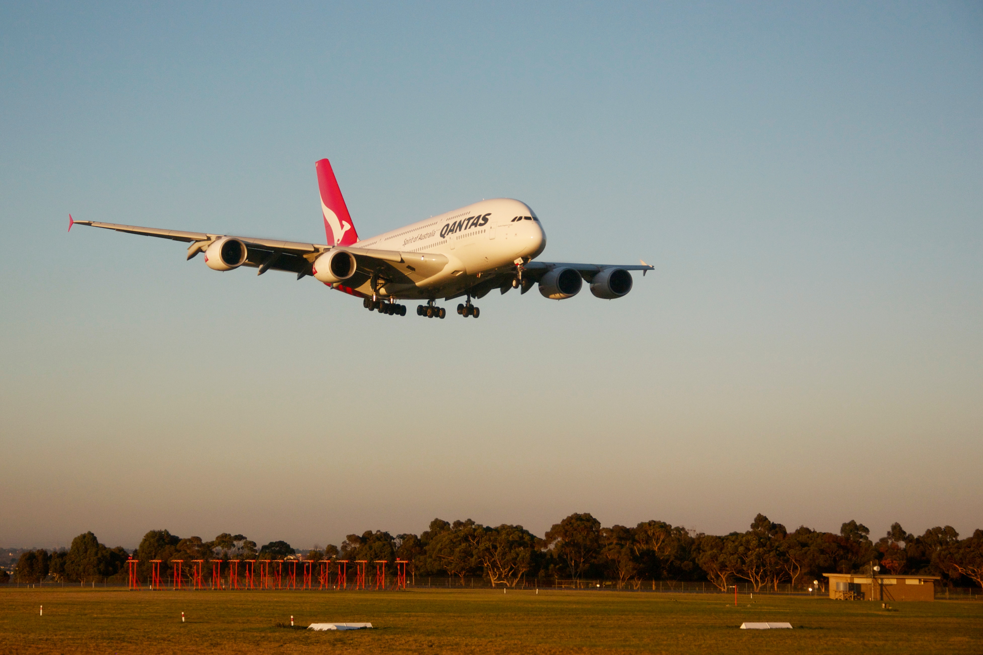 Qantas A380 lands at Melbourne Airport edit