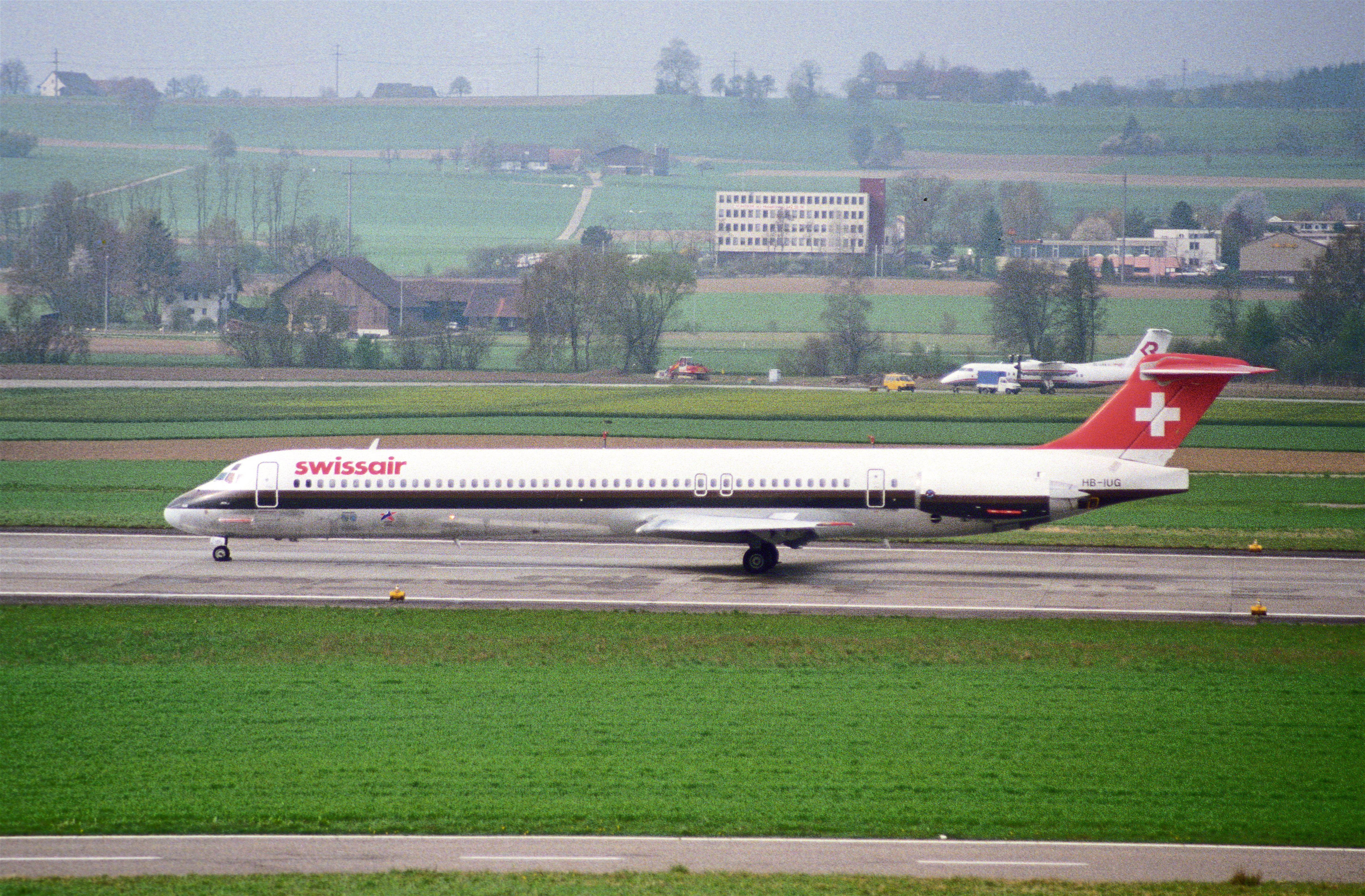 Swissair MD-83; HB-IUG@ZRH;15.04.1995 (4906101974)