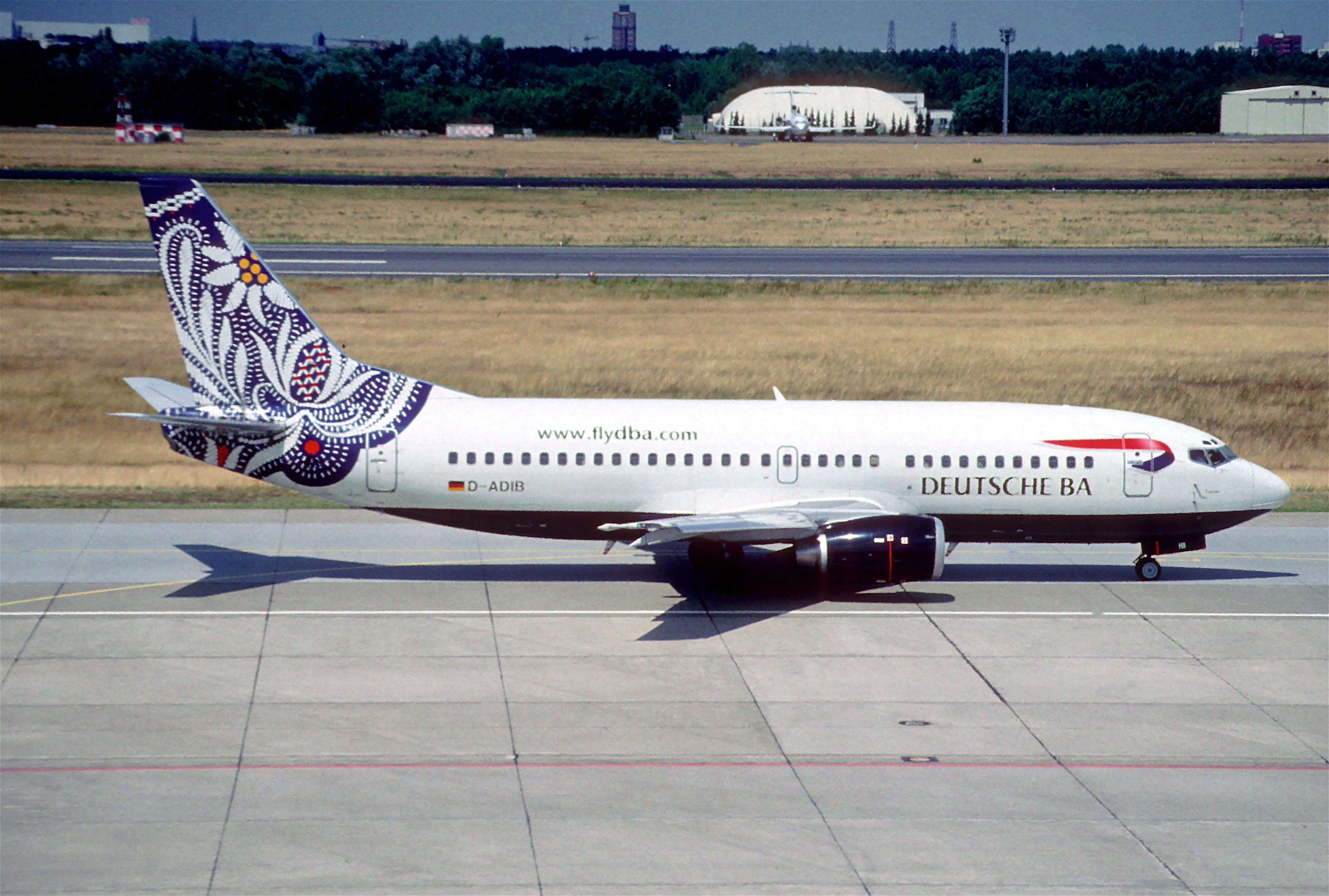 180bf - Deutsche BA Boeing 737-36Q, D-ADIB@TXL,11.07.2002 - Flickr - Aero Icarus