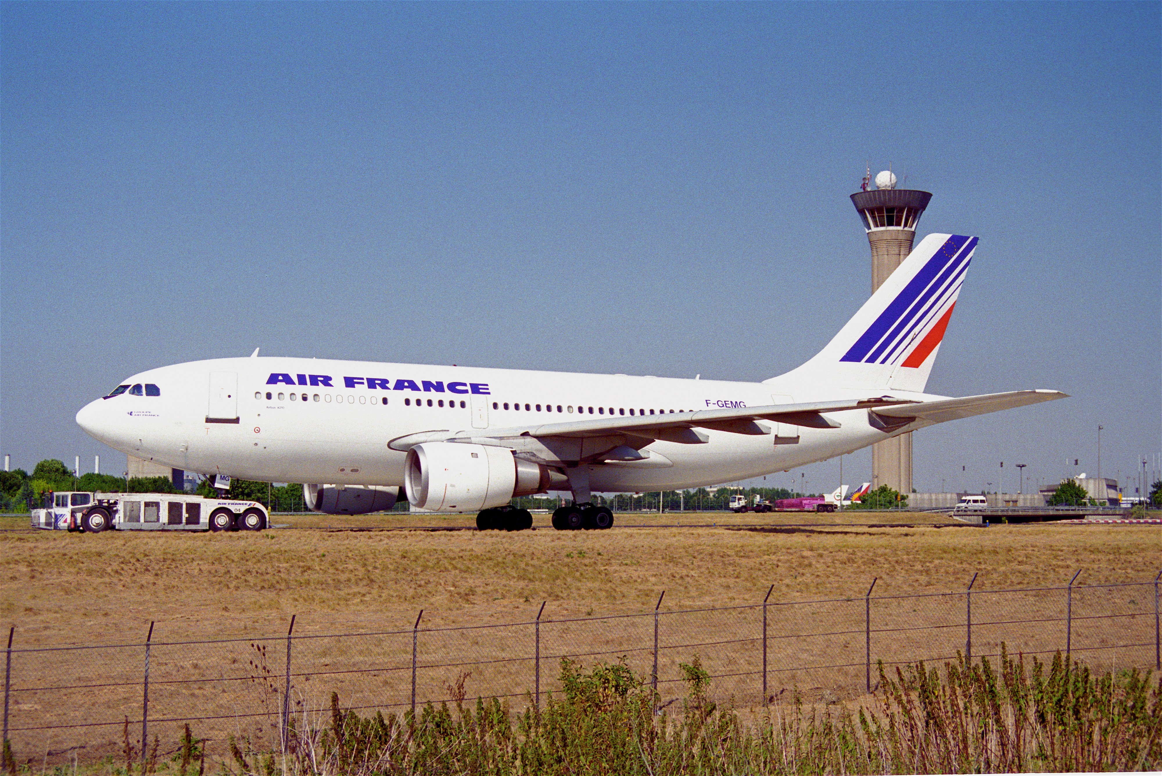 Air France Airbus A310-203; F-GEMG@CDG;04.08.1996 (5491917376)