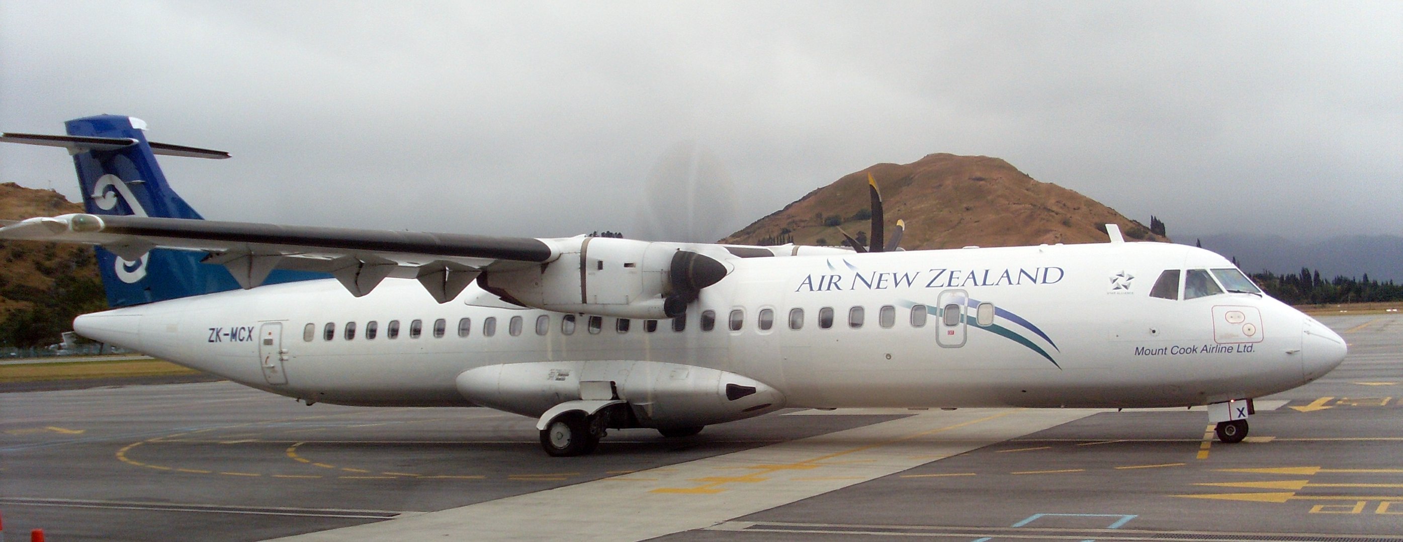 Air New Zealand ATR 72-200 ZK-MCX Queenstown