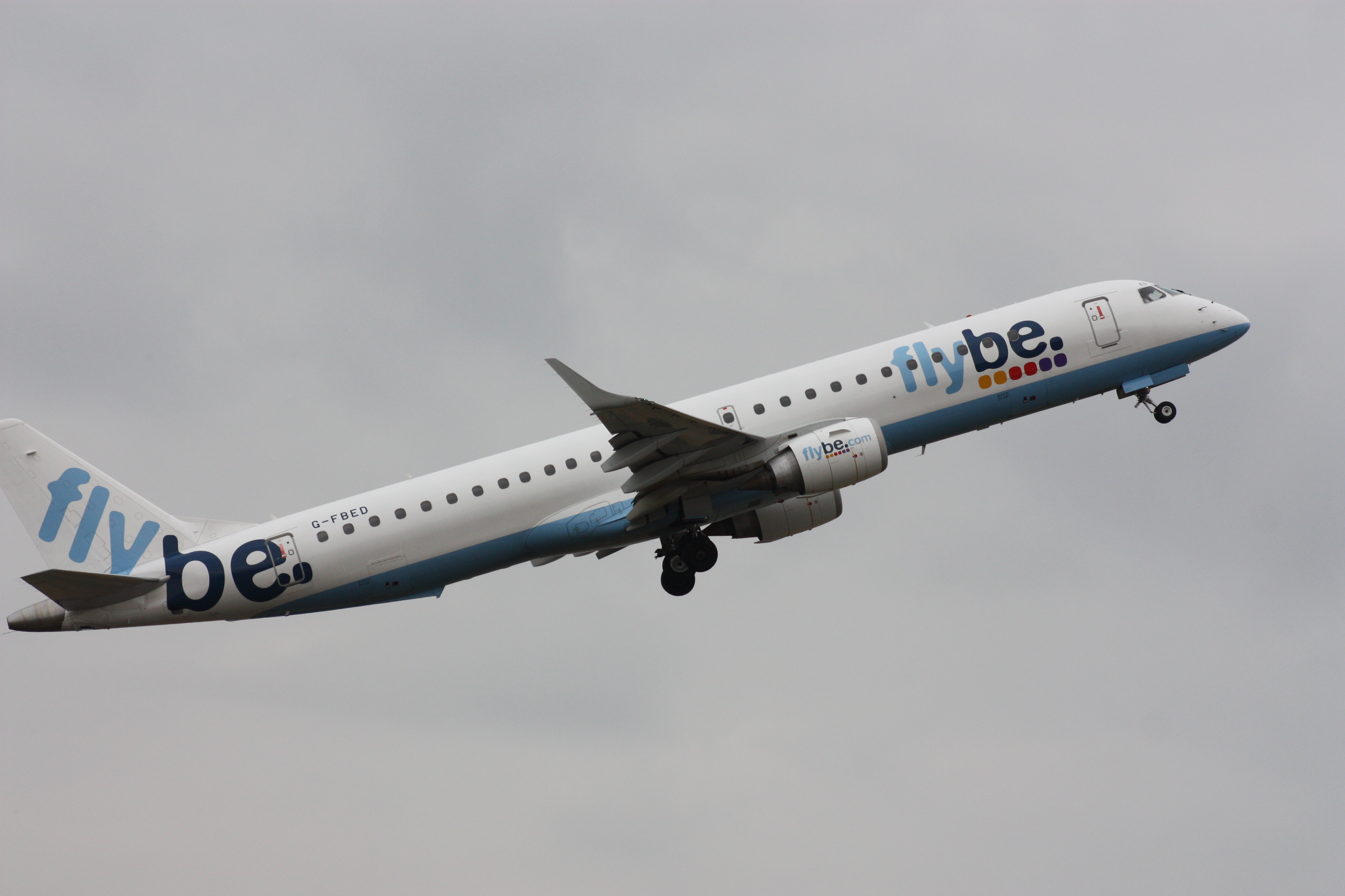 Flybe (G-FBED), Belfast City Airport, April 2010 (03)
