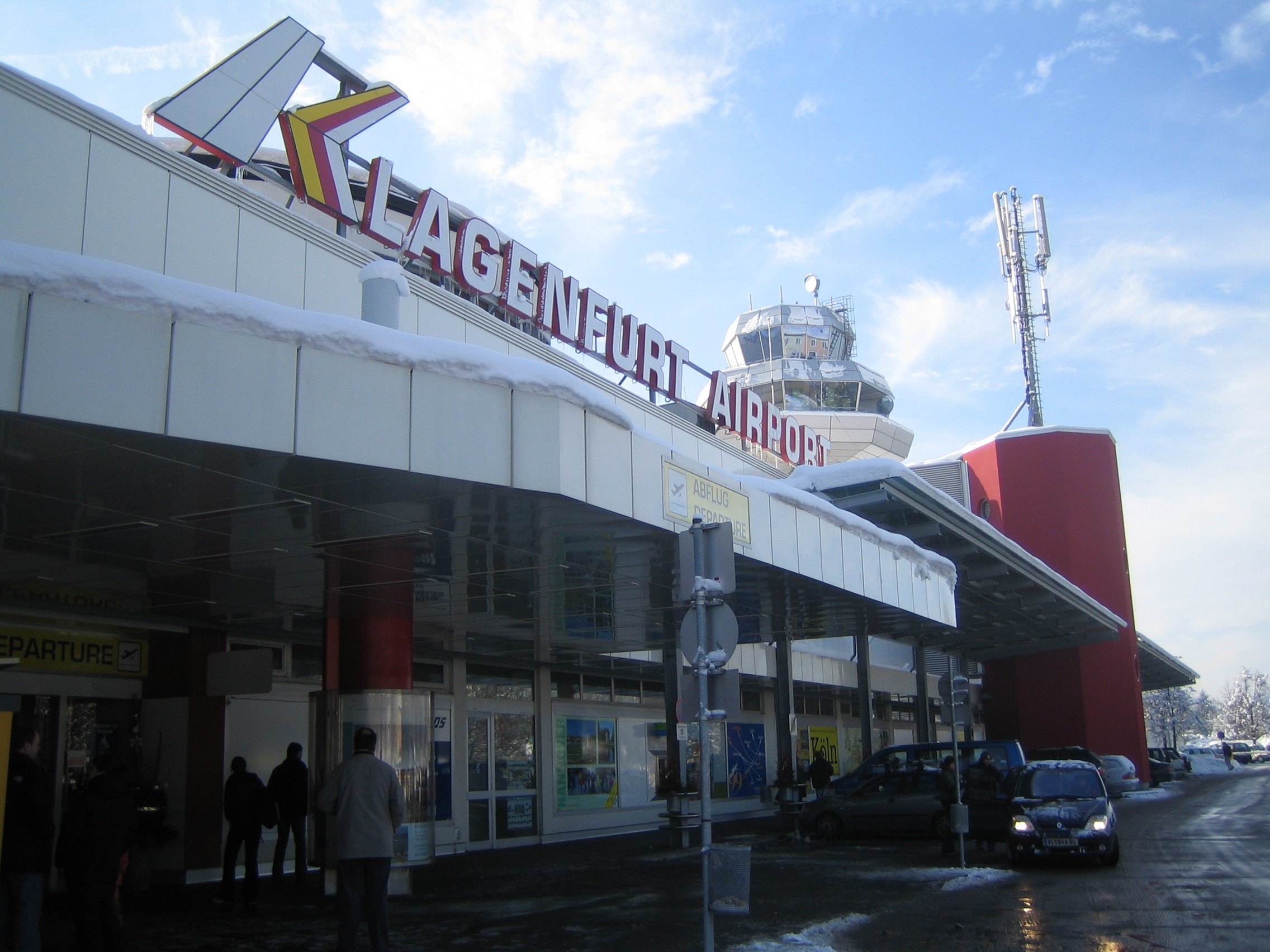 Klagenfurt airport departure hall