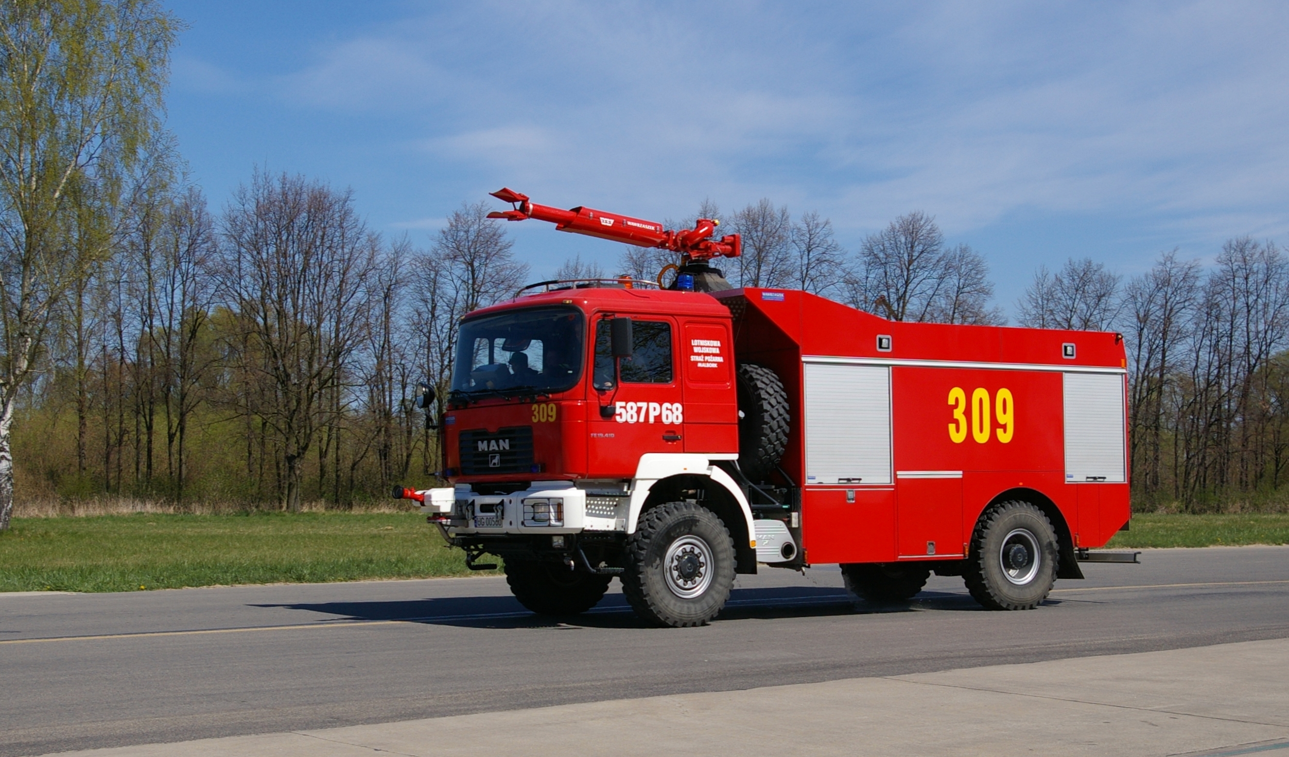 MAN fire truck Królewo 5700