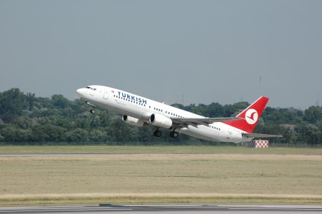 Turkish Airlines B737-800 TC-JFV at DUS