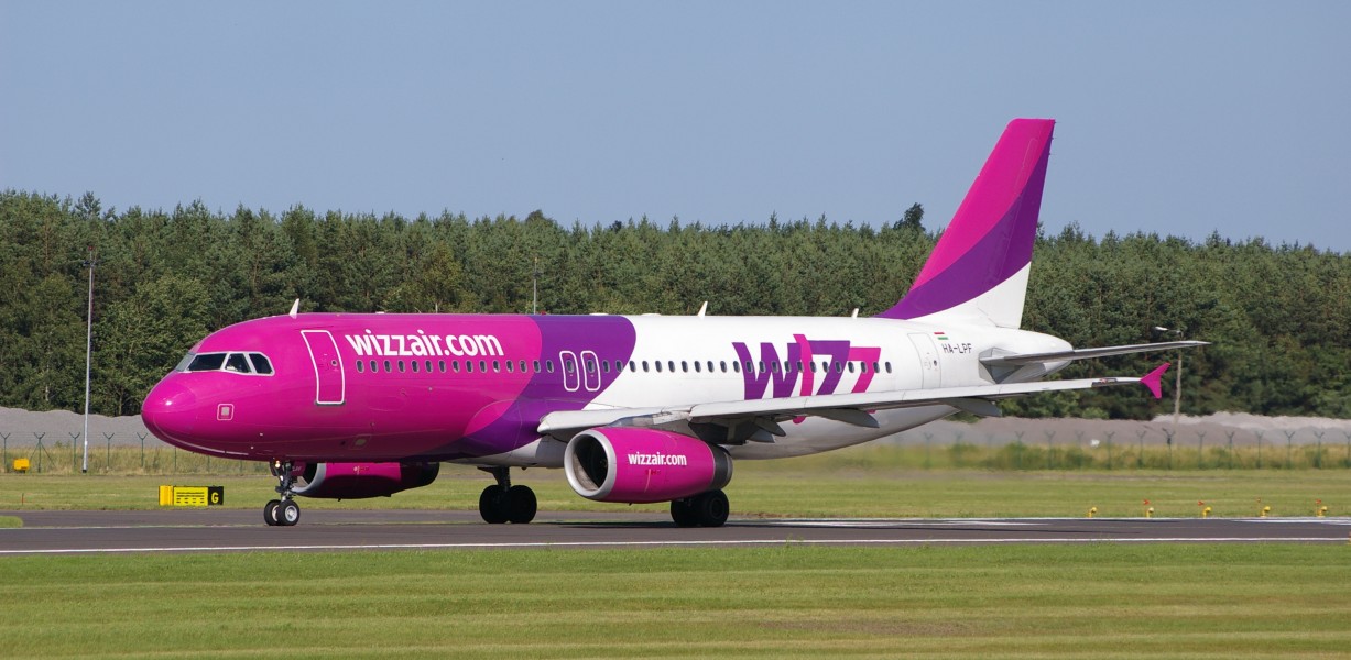 Airbus 320-200 Wizz Air 4