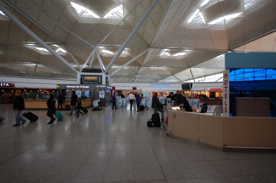 London Stansted Airport main hall 2