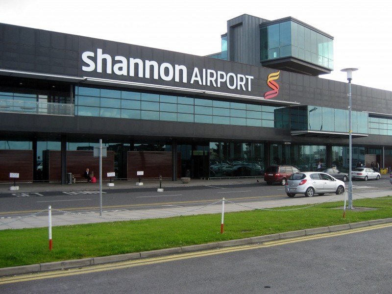 Shannon-airport-buliding-2008