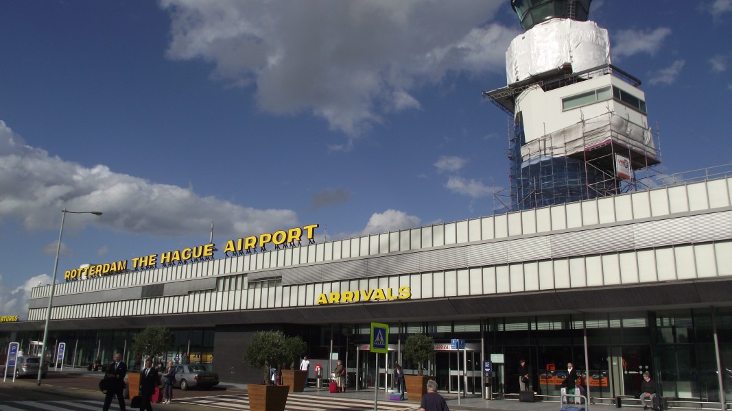 Zestienhoven airport terminal
