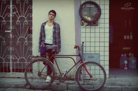 o_garoto_e_a_bicicleta.jpg
