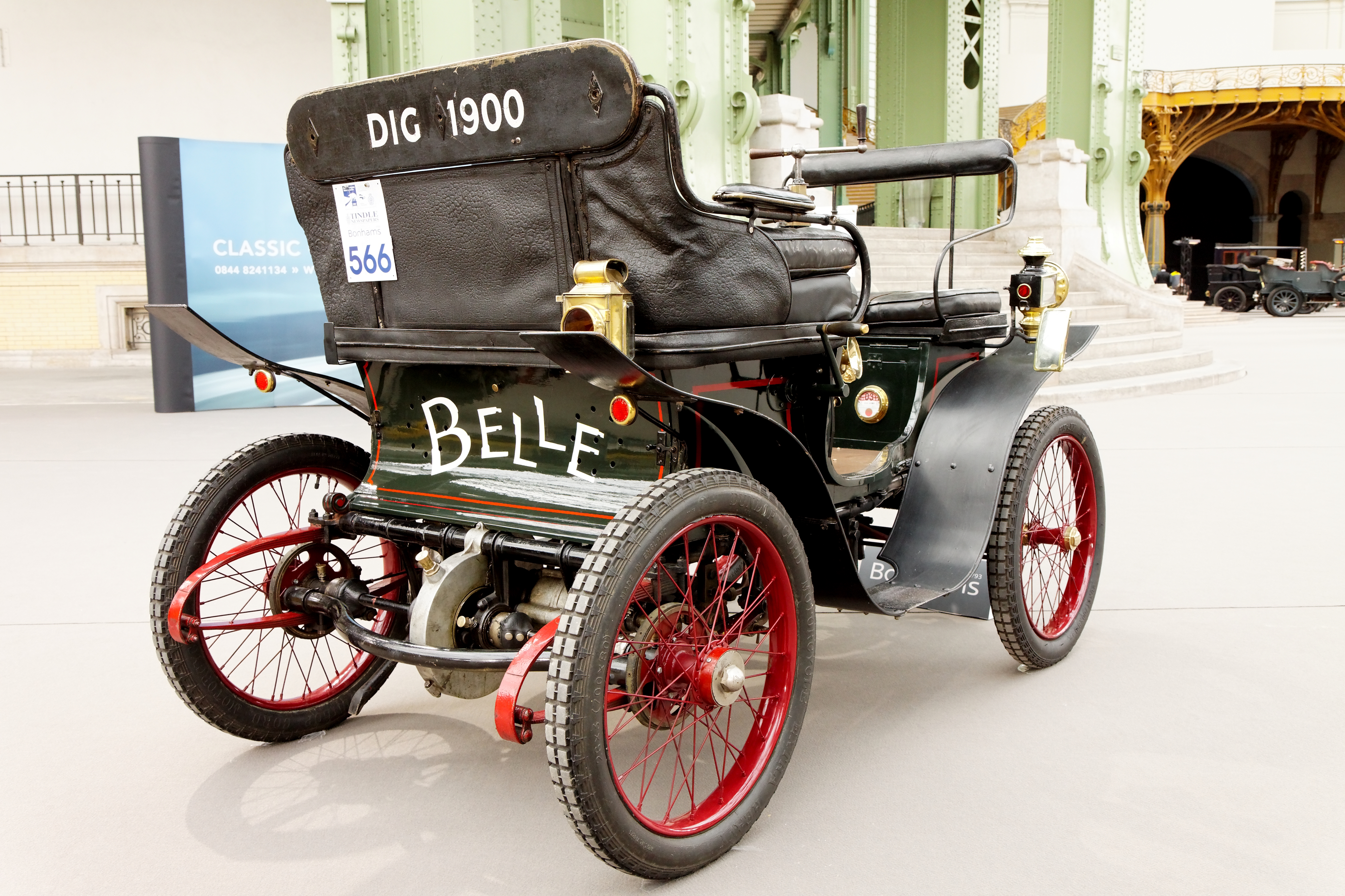 110 ans de l'automobile au Grand Palais - De Dion-Bouton Type E 3 ½ HP vis-à-vis - 1900 - 005