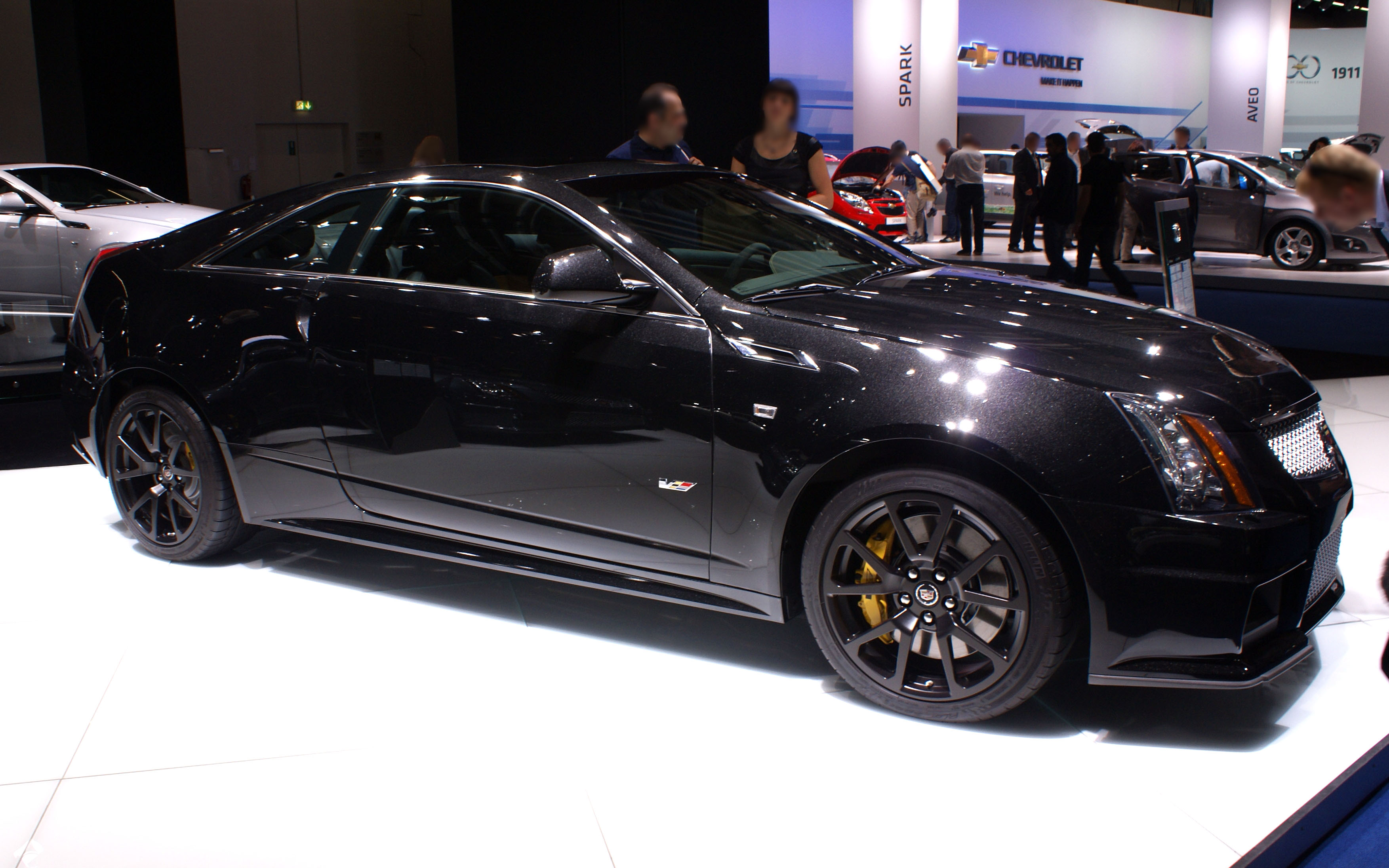 Black Cadillac CTS-V Coupe fr IAA 2011