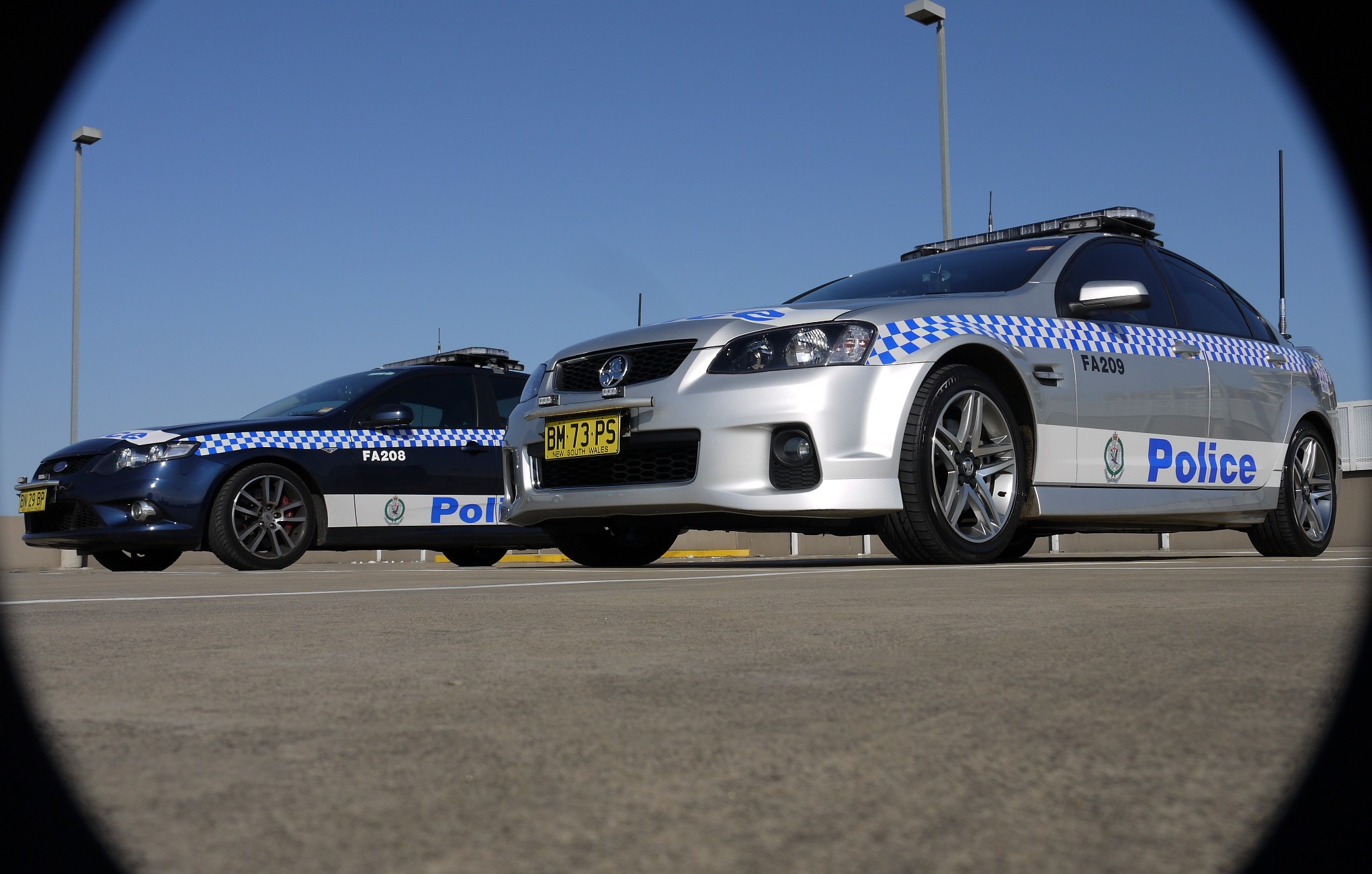 FA 208 Falcon XR6T ^ Fa 209 Commodore SS - Flickr - Highway Patrol Images