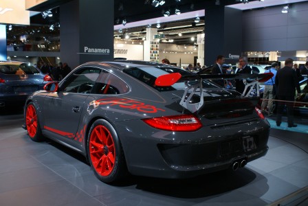 grey_porsche_997_gt3_rs_facelift_iaa_2009__2_.jpg