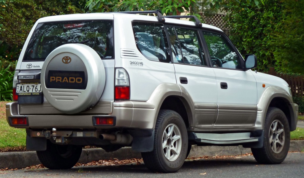 1999-2002 Toyota Land Cruiser Prado (VZJ95R) wagon (2011-03-10)