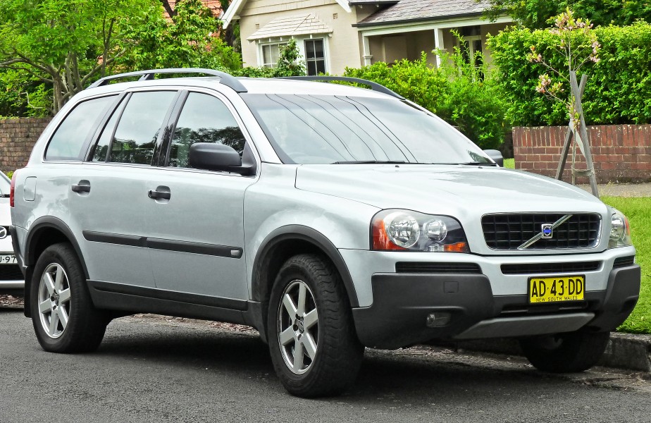 2003-2006 Volvo XC90 (P28) 2.5 T wagon (2011-11-18) 03