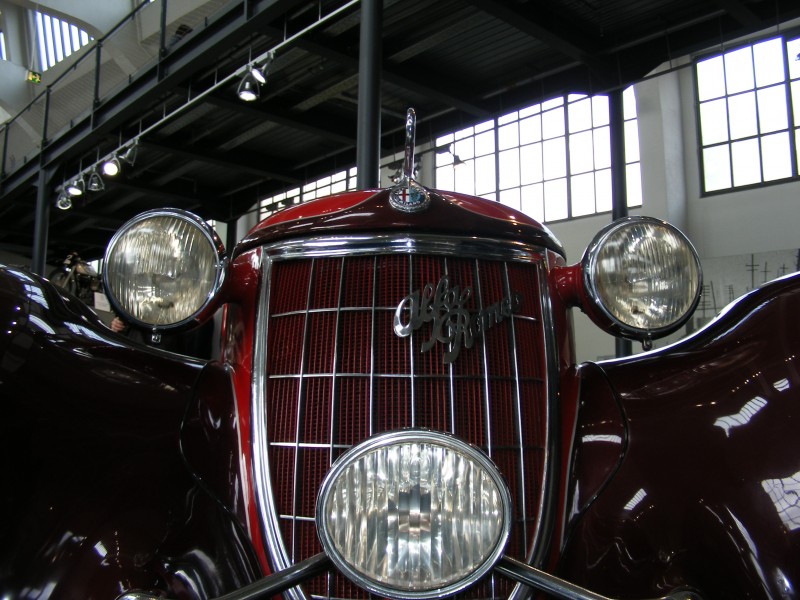 Alfa-Romeo 6C Gran Sport 1931 (front view, Deutsches Museum Verkehrszentrum)