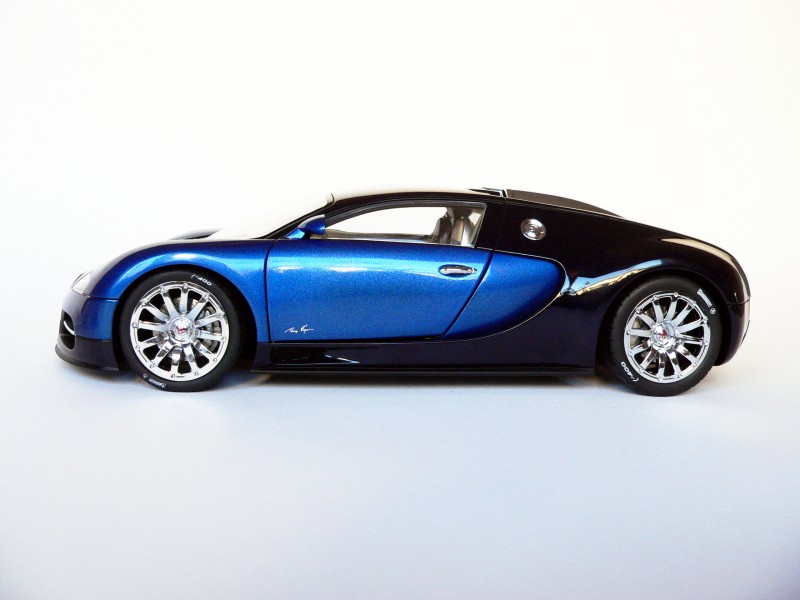Bugatti veyron 1 zu 18