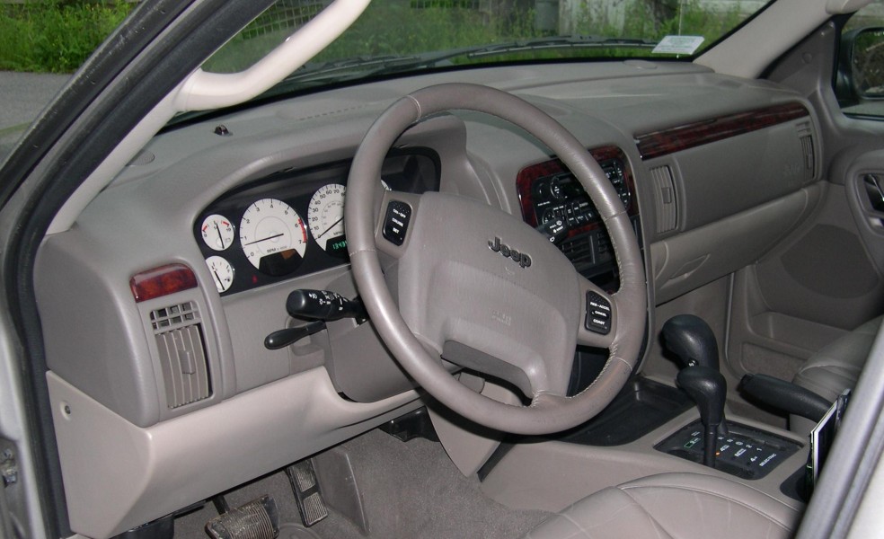 Jeep Grand Cherokee WJ interior