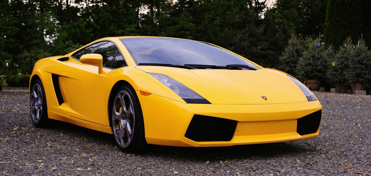 Yellow Lamborghini Gallardo edit2
