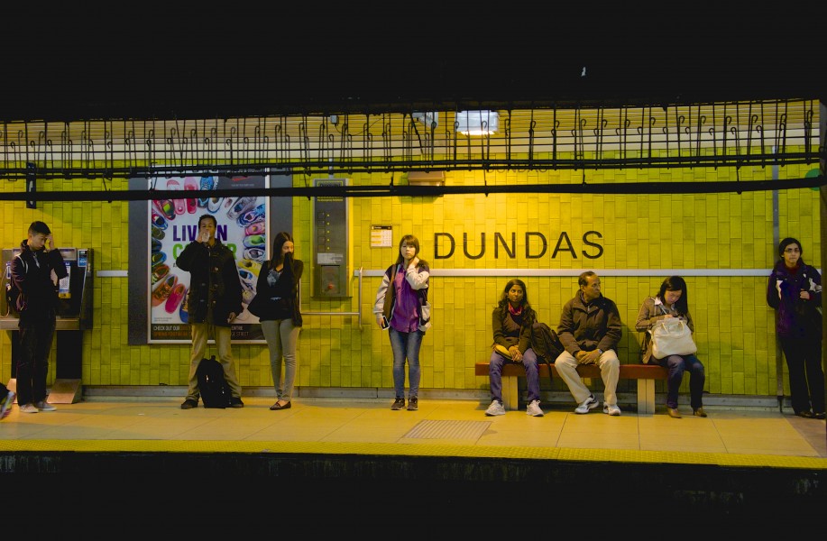 Dundas TTC waiting passengers