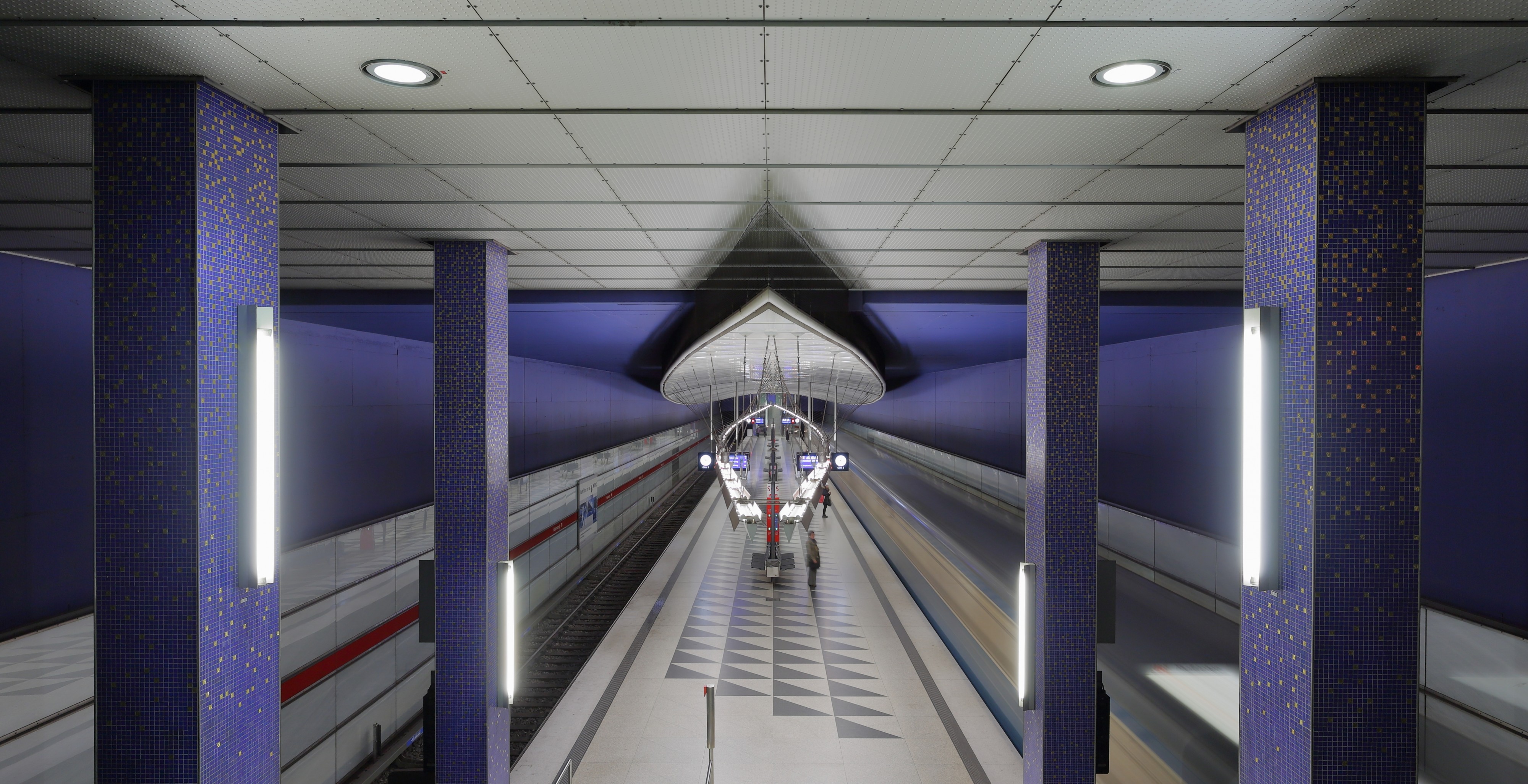 Munich subway station Hasenbergl 2