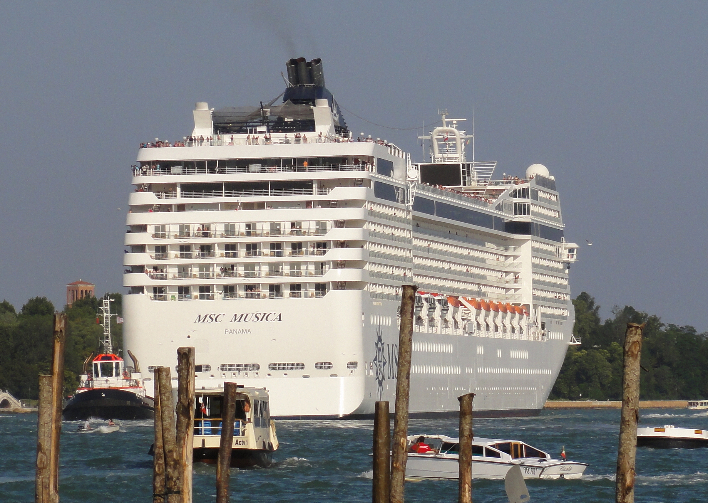 a ship in Venice city, Italy, European Union, picture 4
