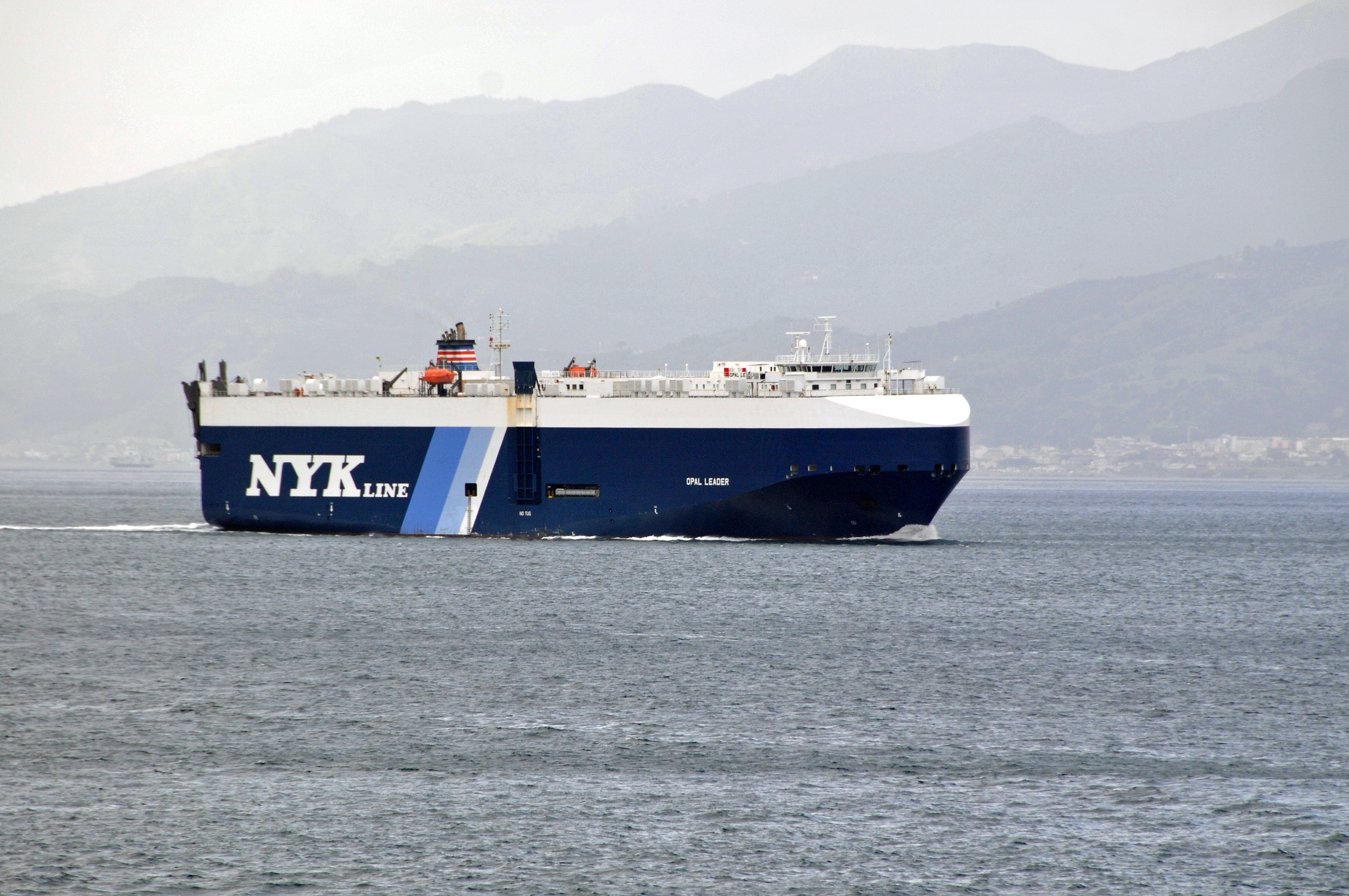 Car carrier Opal Leader transiting the Strait of Messina - 20 Oct. 2010