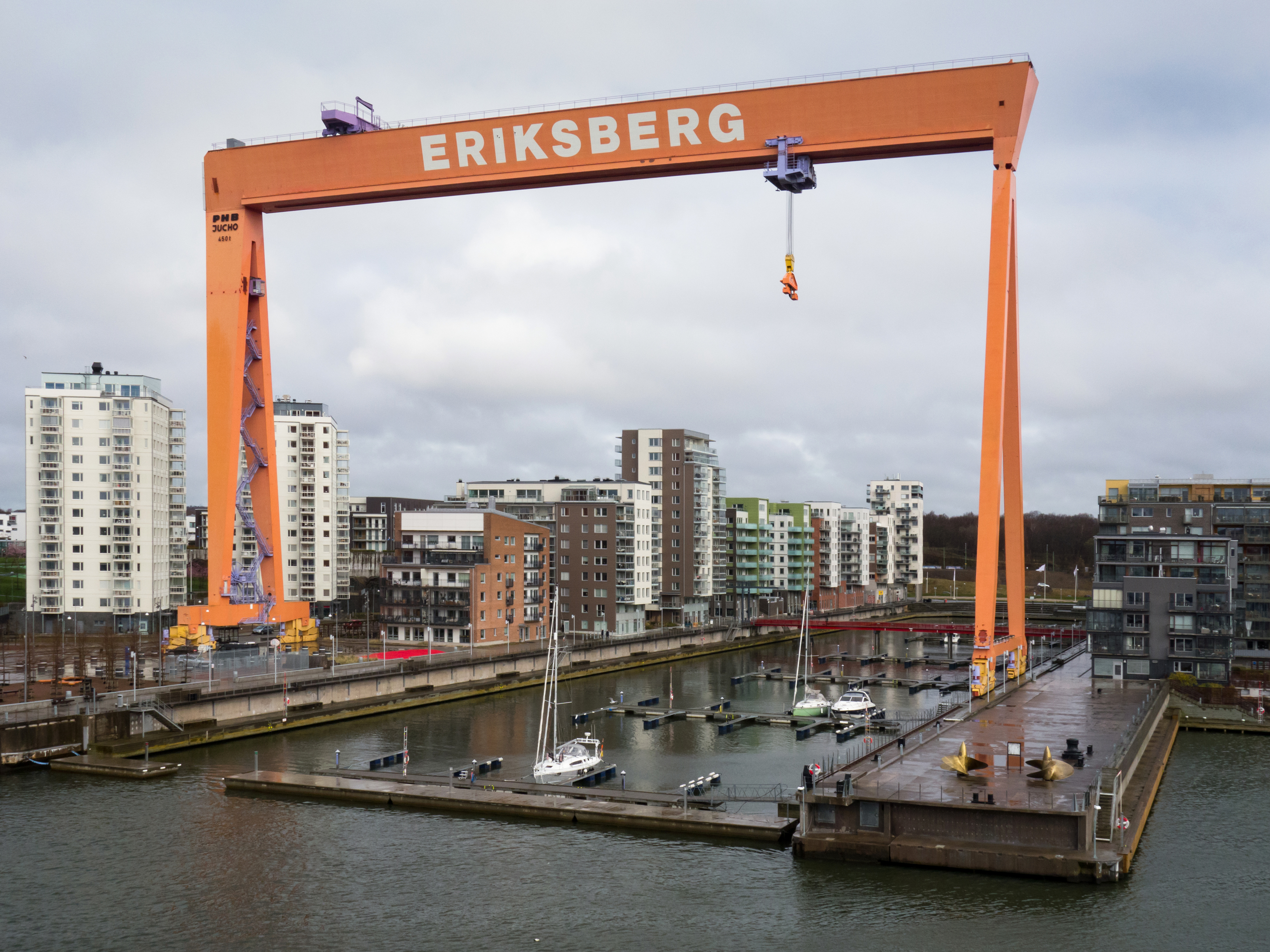 Eriksberg shipyard crane