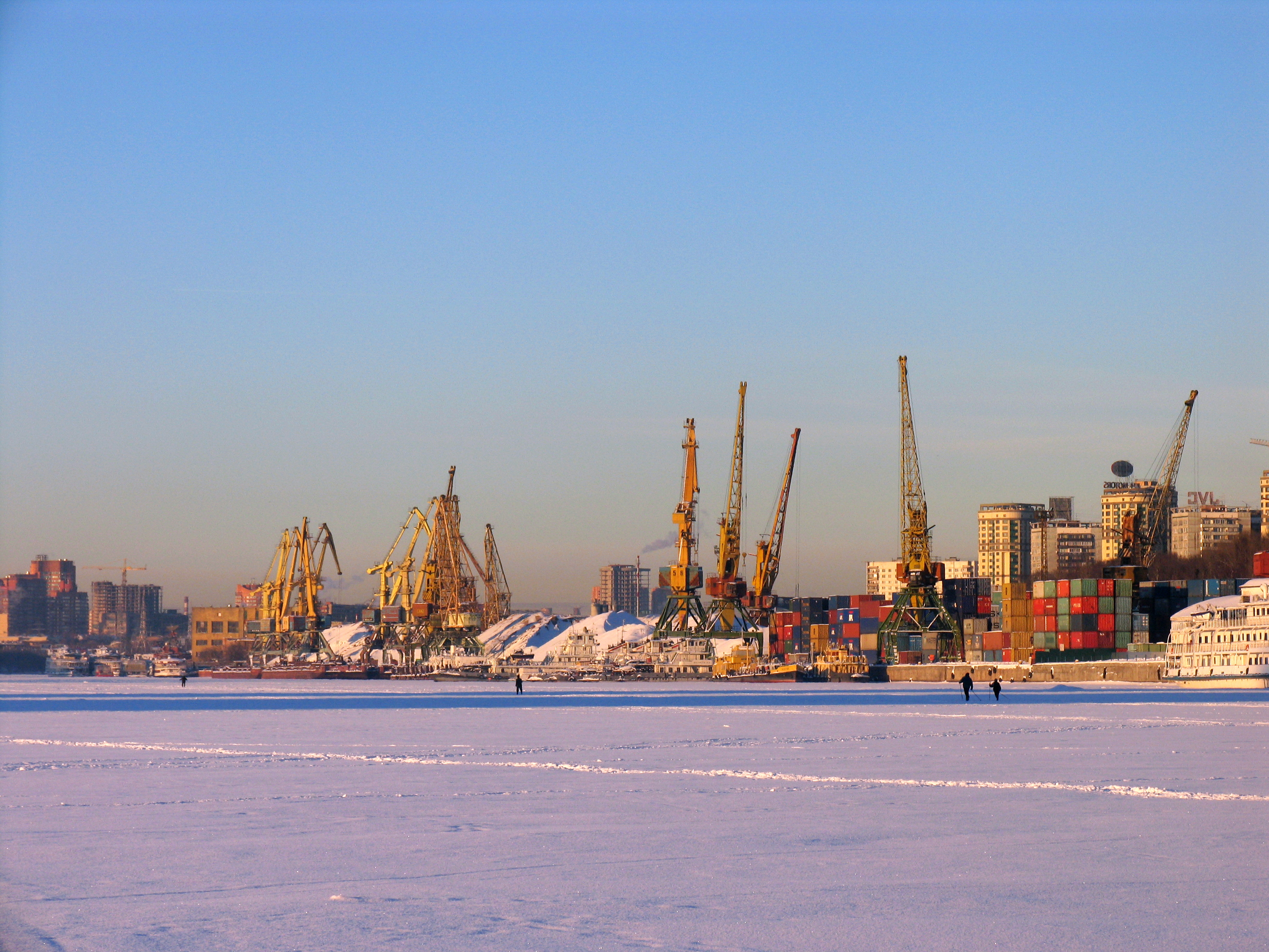 North River Port in winter