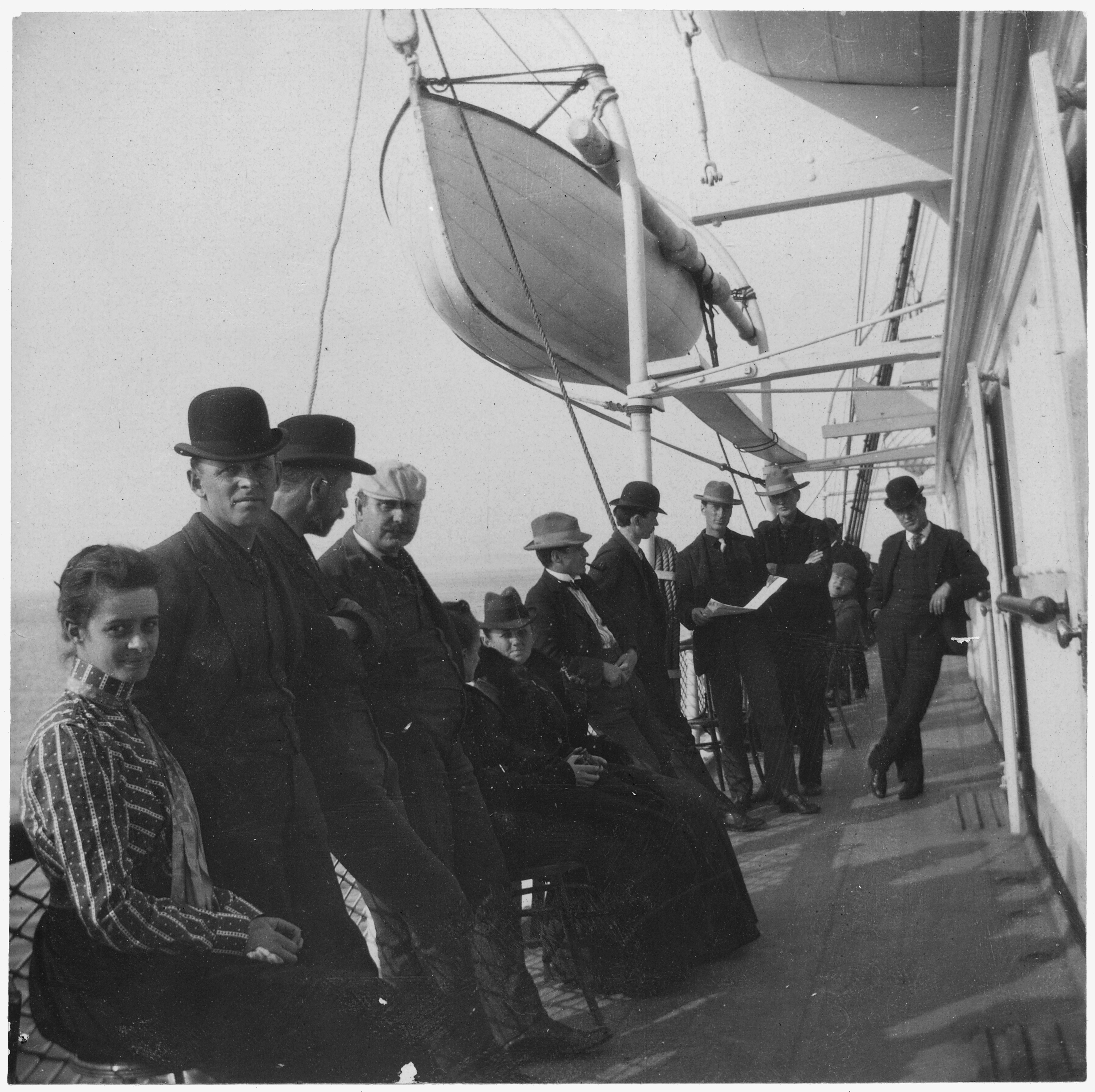 On steamer-home to Seattle. - NARA - 297182