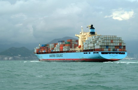 Containership Sea-Land Charger on her route to Hong Kong