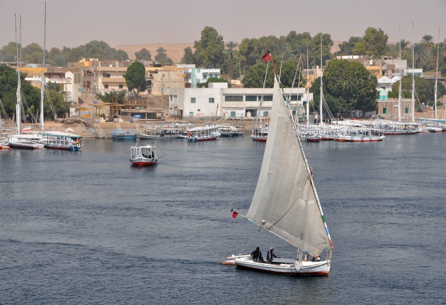 Aswan Nile R17