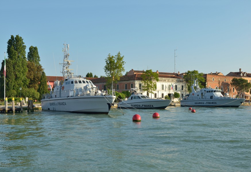Caserma e imbarcazioni Guardia di Finanza Giudecca Venezia