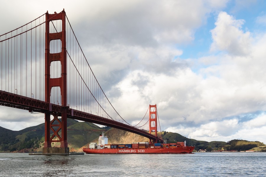Container ship from Hamburg passing the Golden Gate