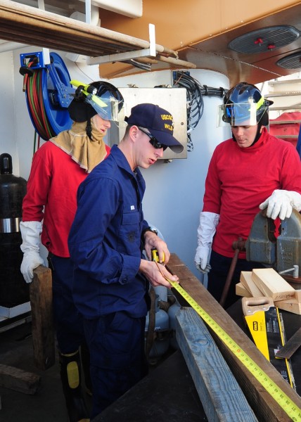 Damage control exercise on board the USCGC Alder, during Operation Nanook 2010