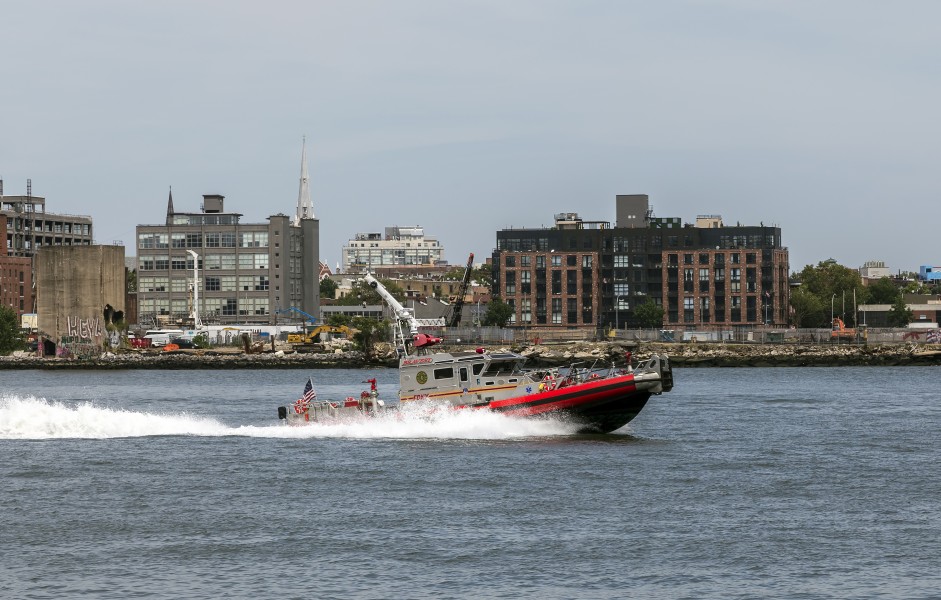FDNY boat East River NY1