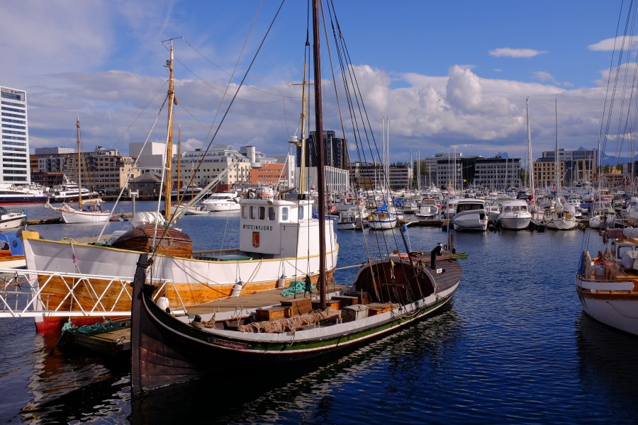 Fembøring at the port of Bodø