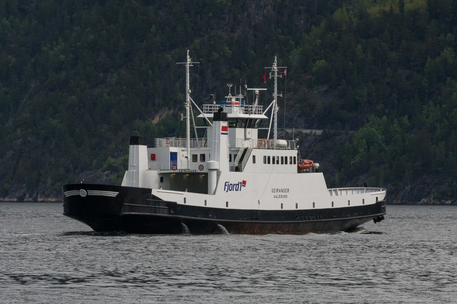 Fjord1 Ferry Geiranger, as seen from Eidsdal 20150604 1