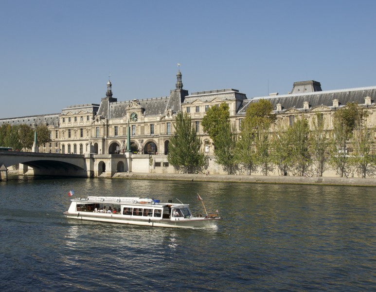 Guichets Louvre bateau