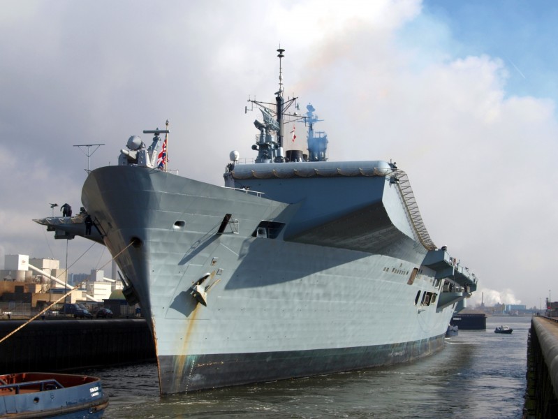 HMS Illustrious (R06) at Port of Amsterdam, 02Mar2009 p1