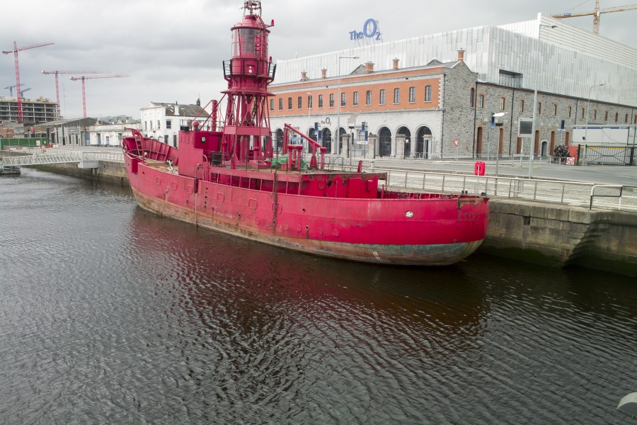 Kittiwake (lightship) -Dublin Docklands-5thOct2008 (2)